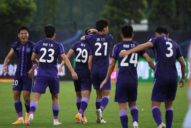 斯诺克世锦赛：丁俊晖晋级16强 将与赵心童上演“中国德比”