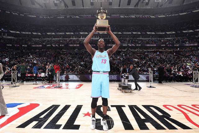 重庆人均体育场地面积3.35平方米 经常性参加体育锻炼人数比例达49.57%